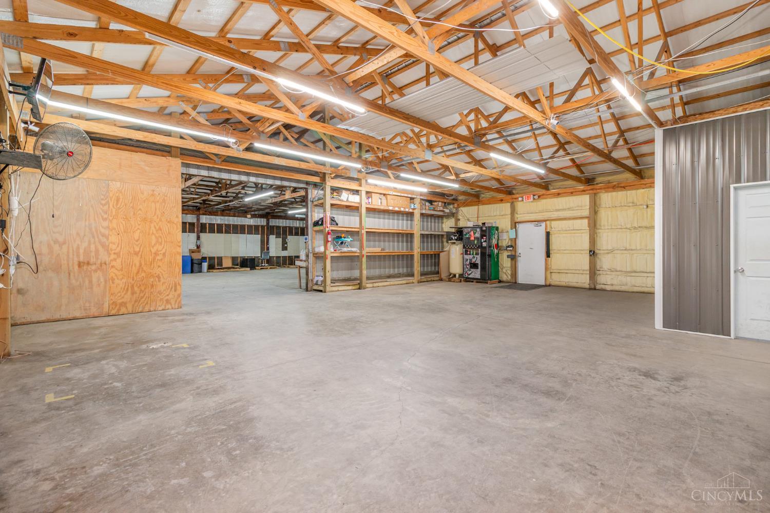 8285 Tri County Highway Property Photo 25