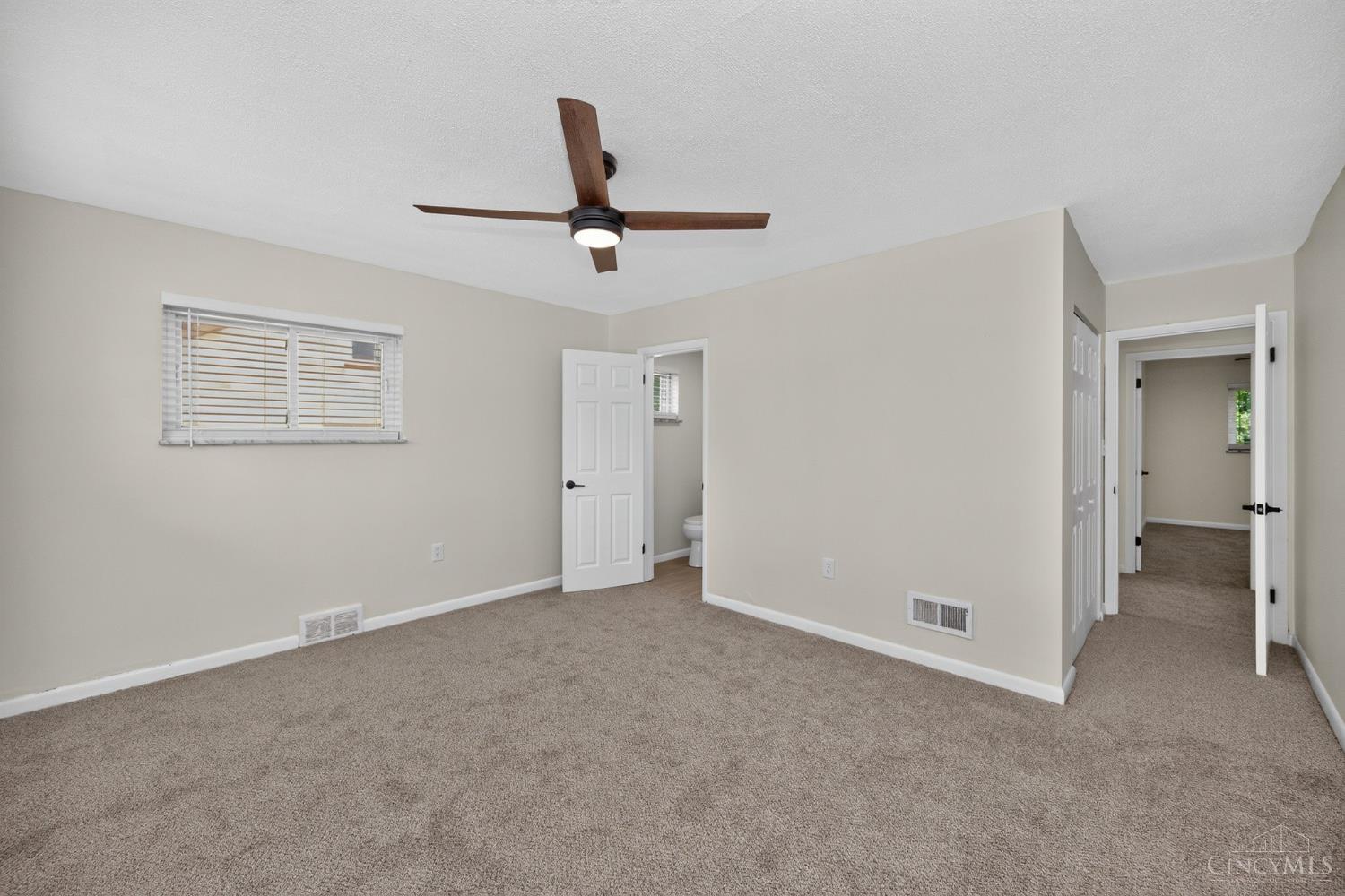 1502 Robinway Drive Property Photo 29