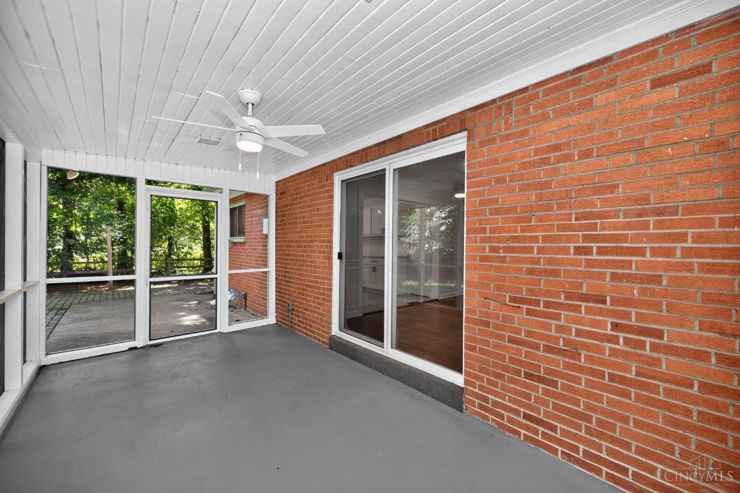 1502 Robinway Drive Property Photo 35