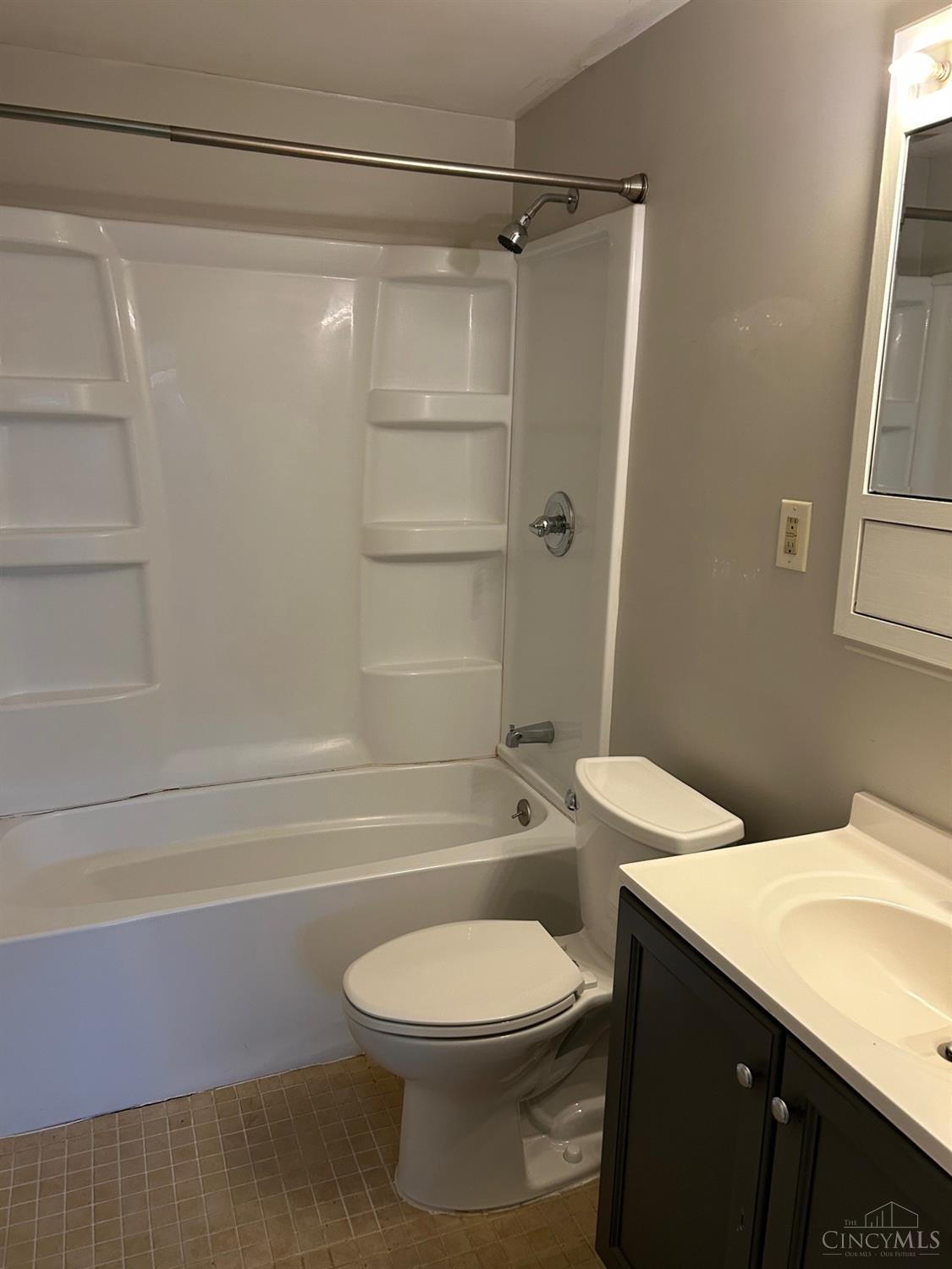 65 Blackstone Drive Property Photo 8