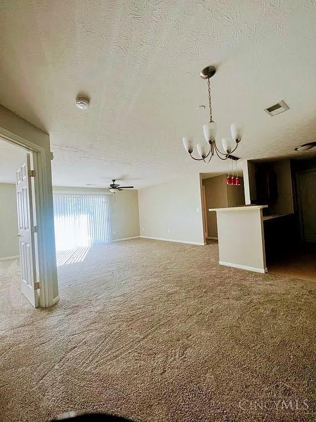 7594 Shawnee Lane Property Photo 9
