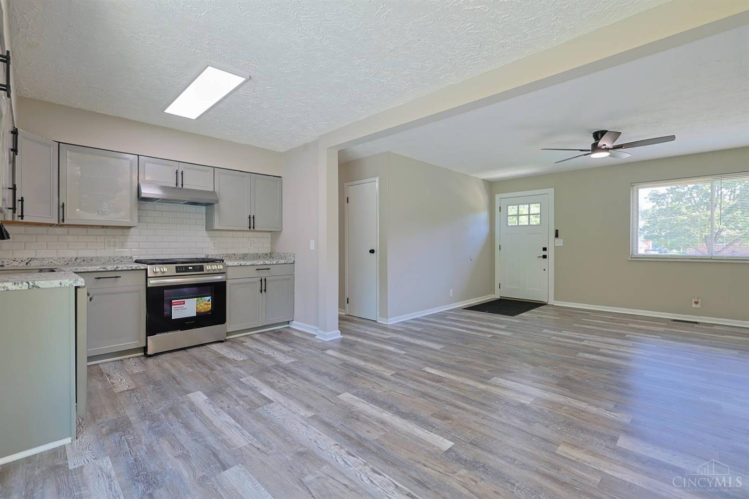 11513 Gaffney Place Property Photo 15