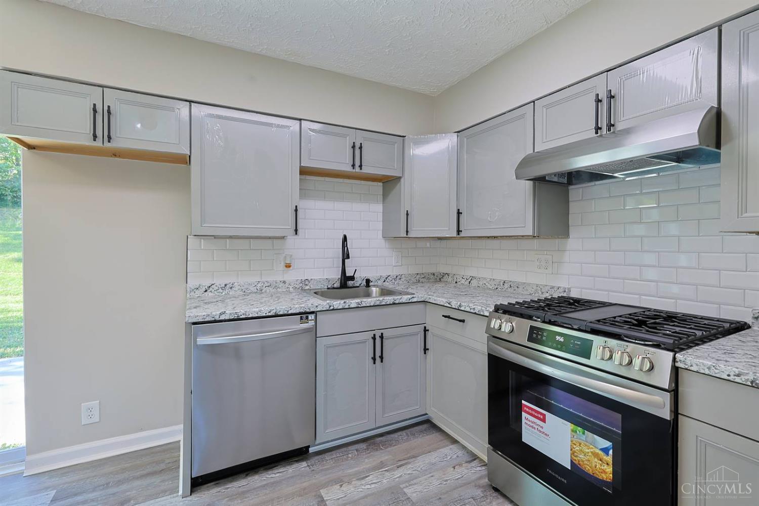 11513 Gaffney Place Property Photo 19