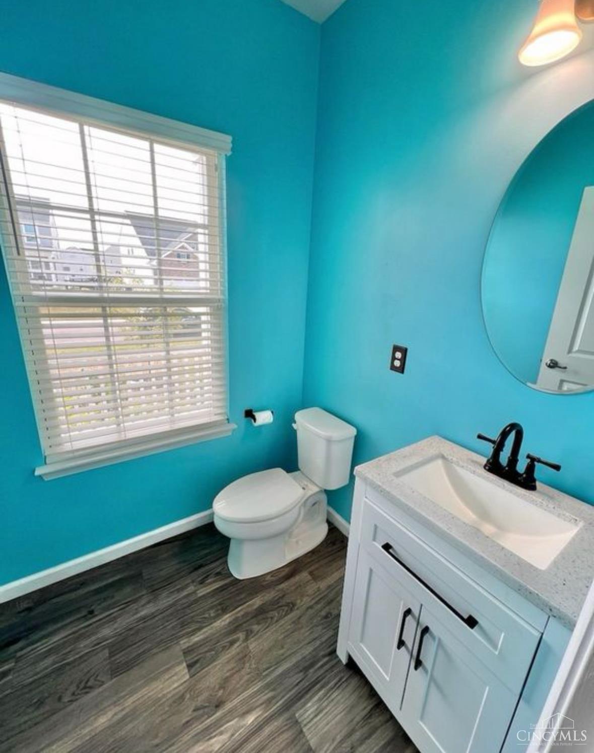 9525 Morris Drive Property Photo 3