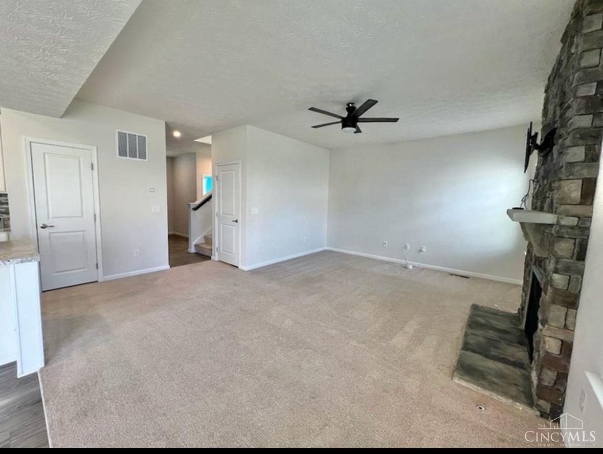 9525 Morris Drive Property Photo 5