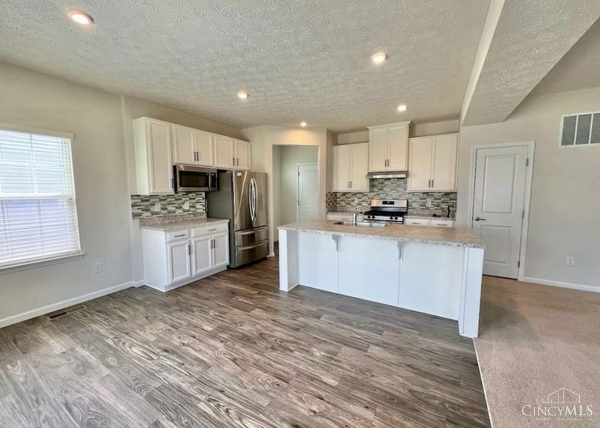 9525 Morris Drive Property Photo 10