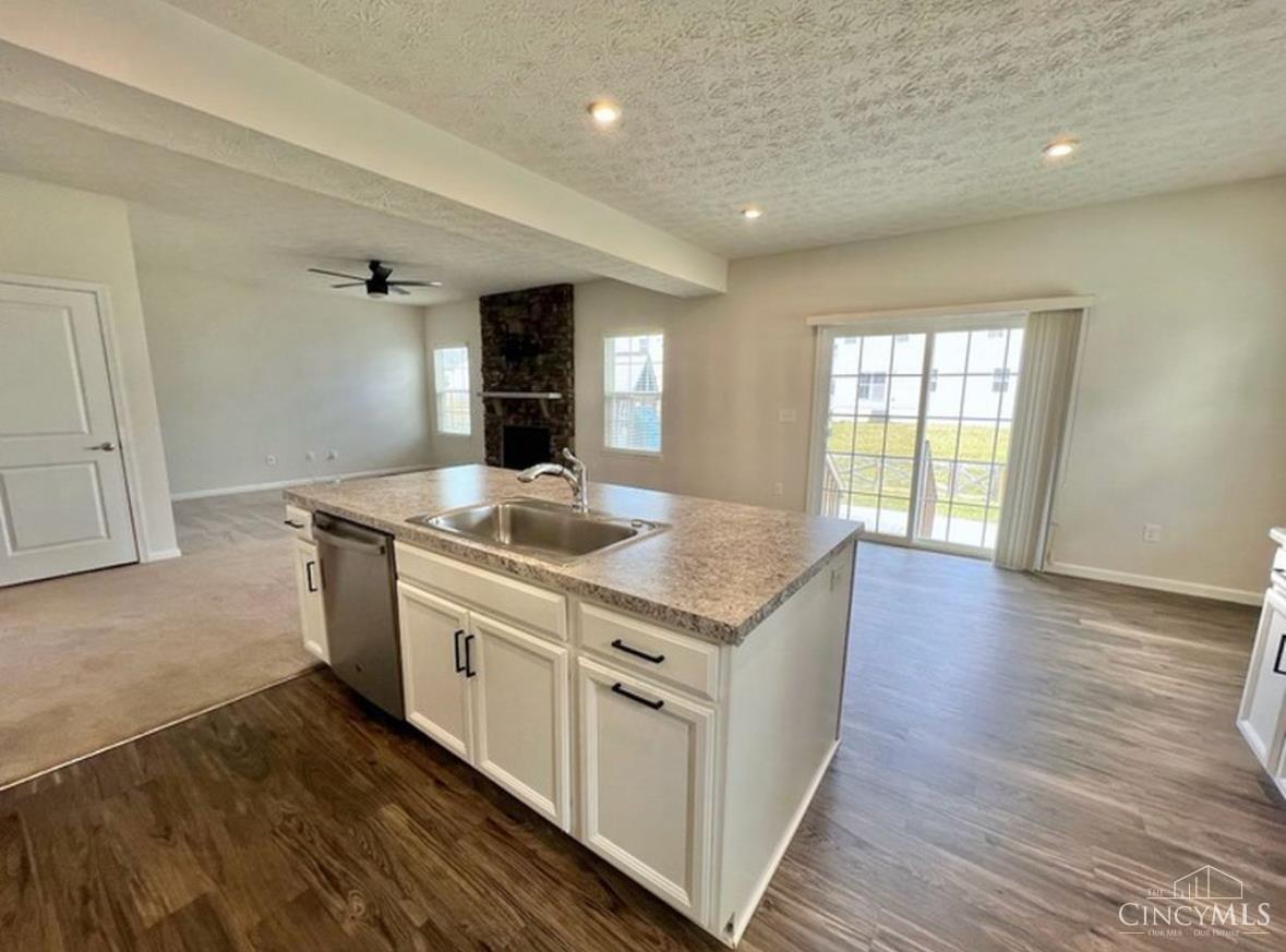 9525 Morris Drive Property Photo 11