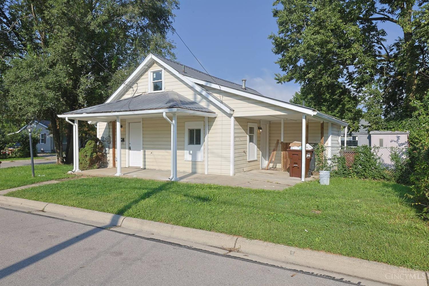 239 Cedar Street Property Photo 1