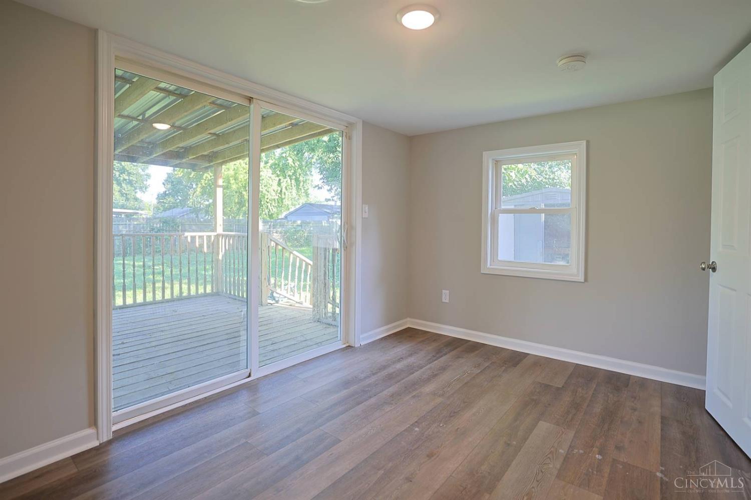 239 Cedar Street Property Photo 12