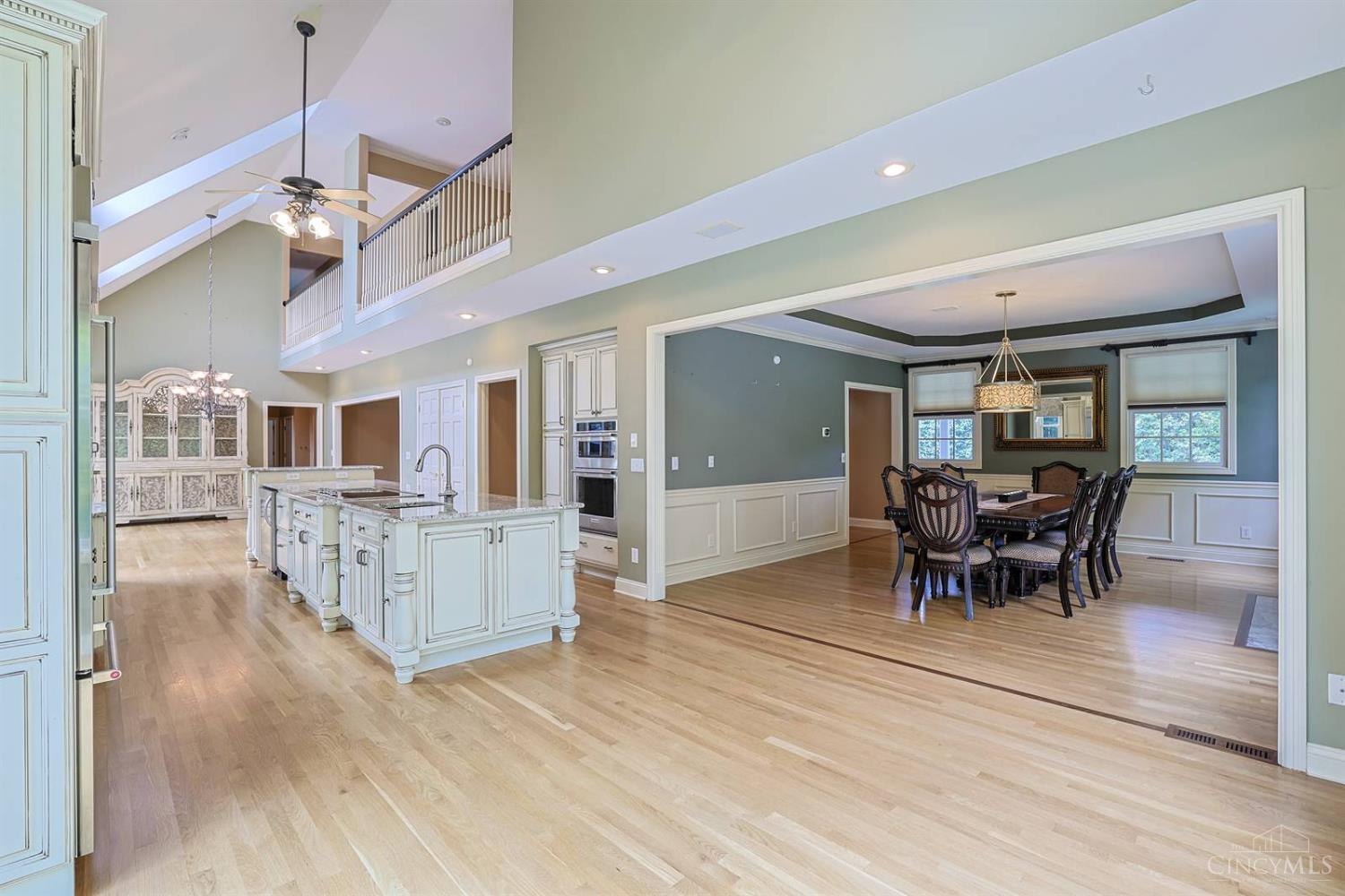 5512 Charleston Woods Drive Property Photo 13