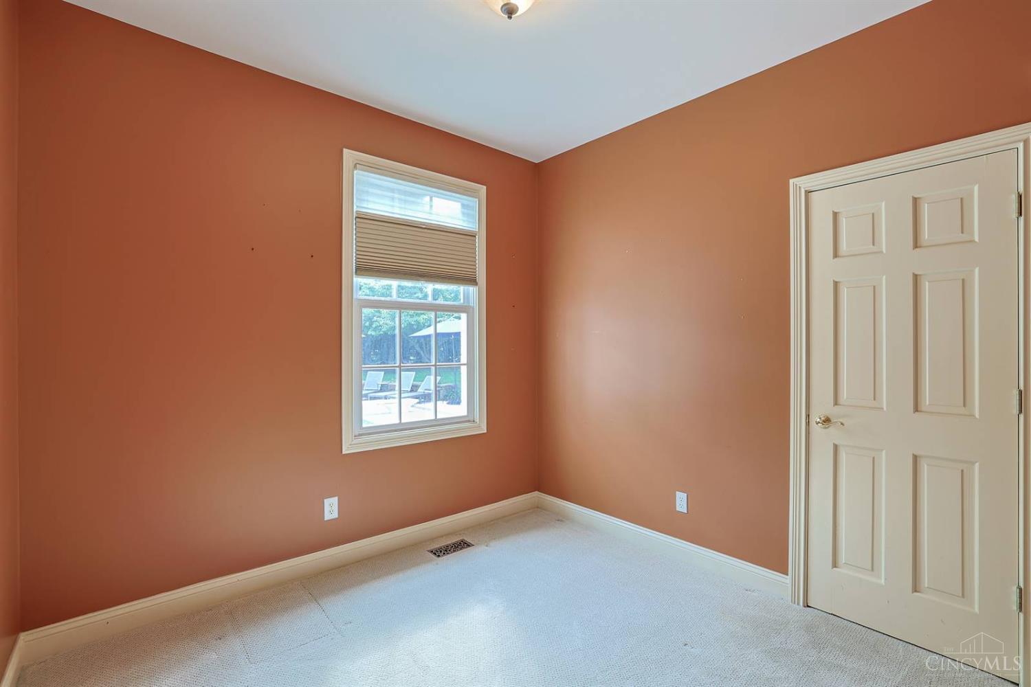 5512 Charleston Woods Drive Property Photo 23