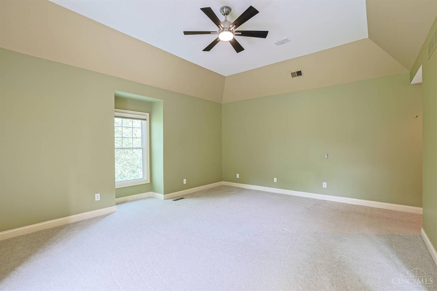 5512 Charleston Woods Drive Property Photo 24