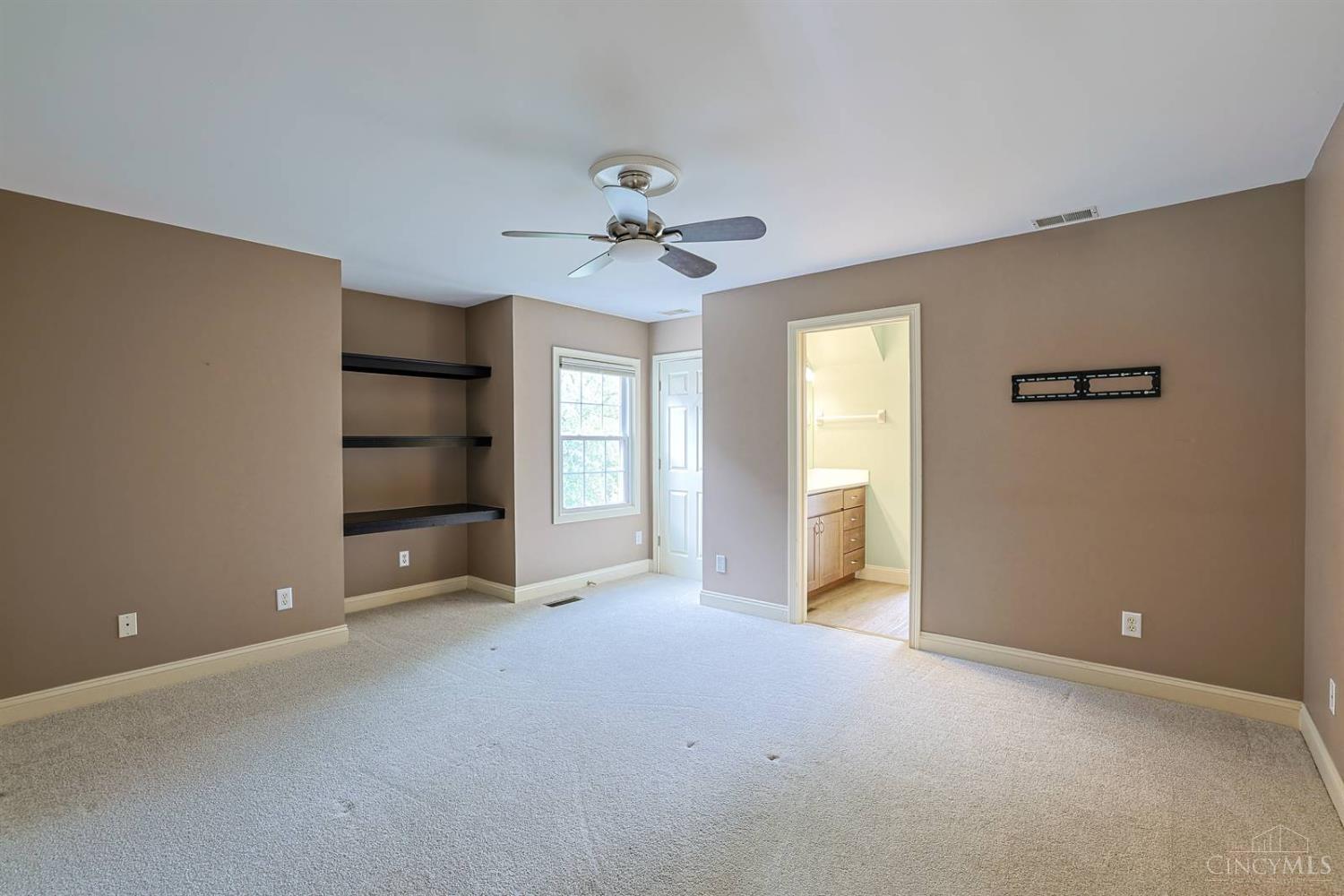 5512 Charleston Woods Drive Property Photo 32