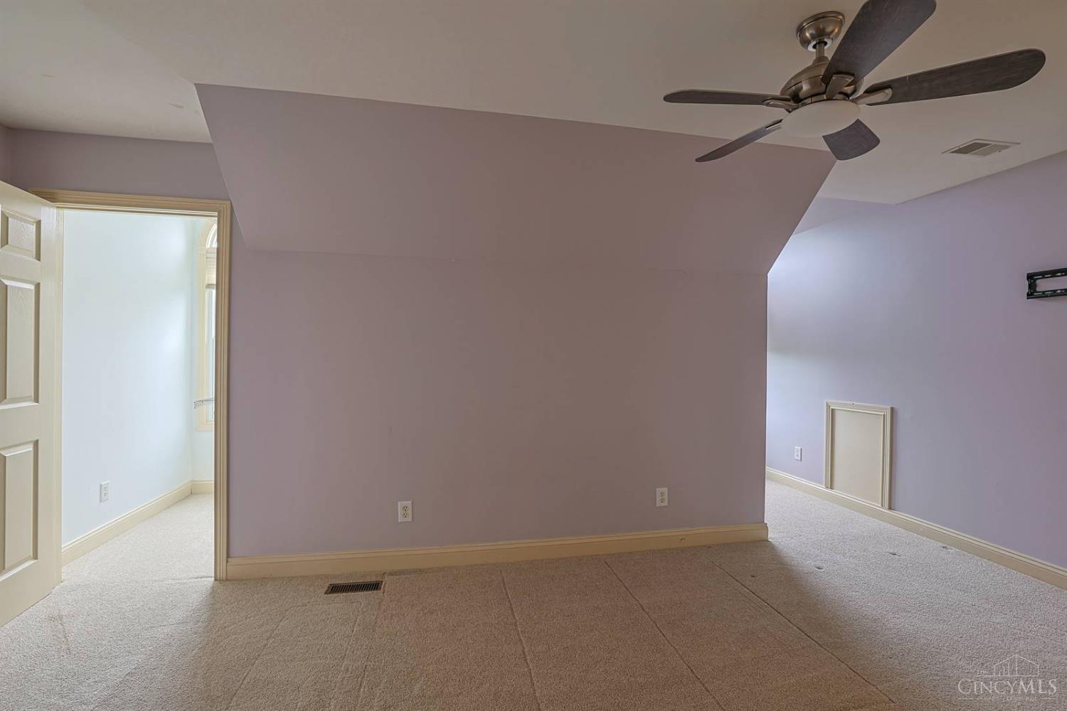 5512 Charleston Woods Drive Property Photo 35