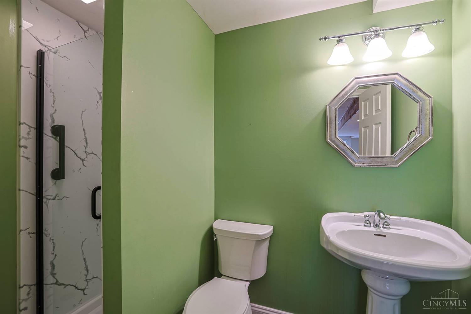 5512 Charleston Woods Drive Property Photo 49