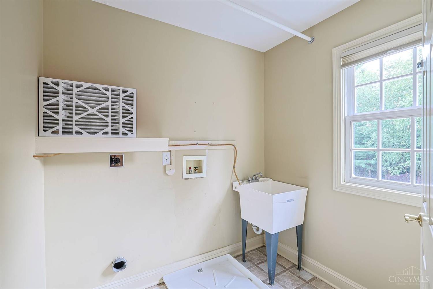 5512 Charleston Woods Drive Property Photo 50