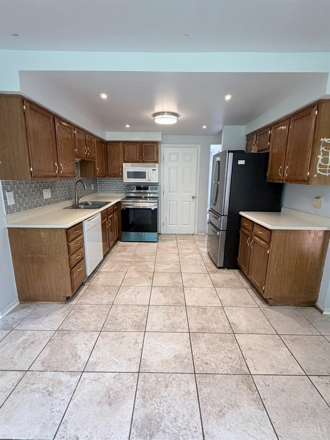 9791 Blackbird Place Property Photo 11