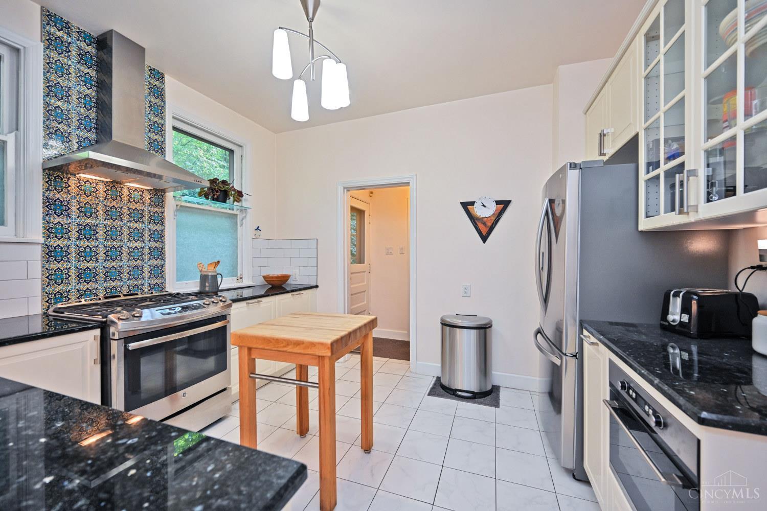 3840 Marburg Avenue Property Photo 15