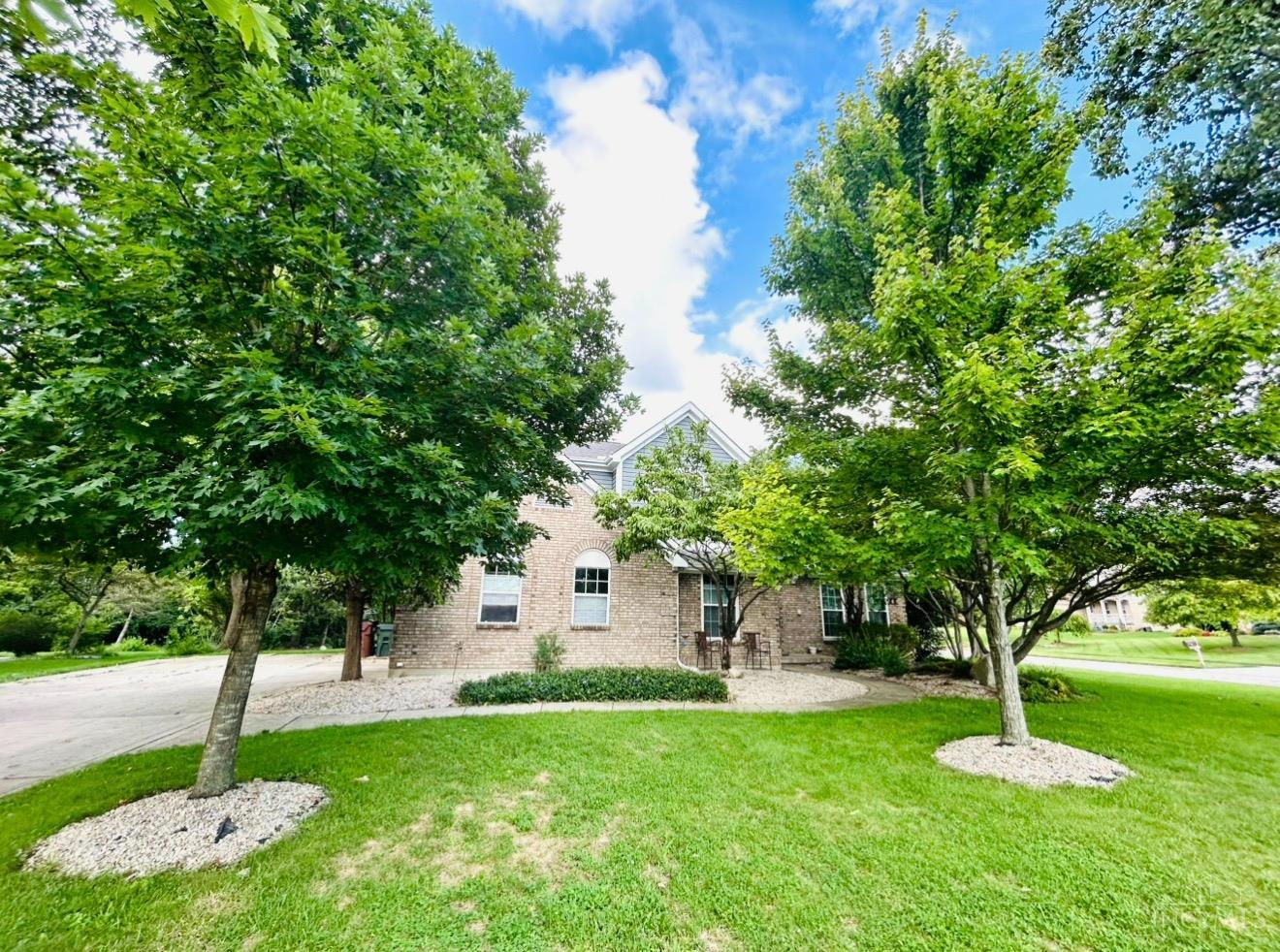 6112 Tarn Circle Property Photo 2