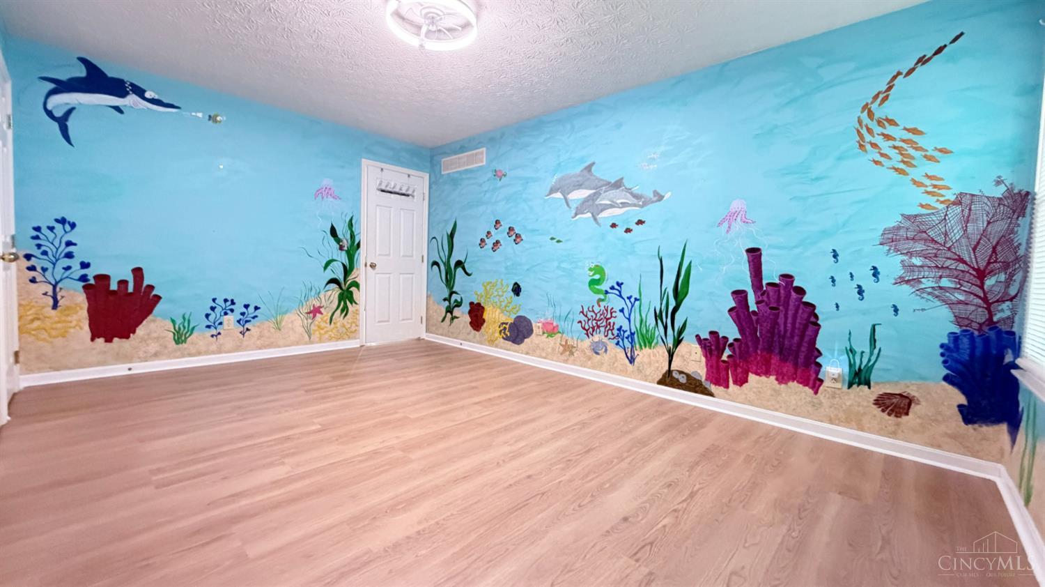 6112 Tarn Circle Property Photo 32