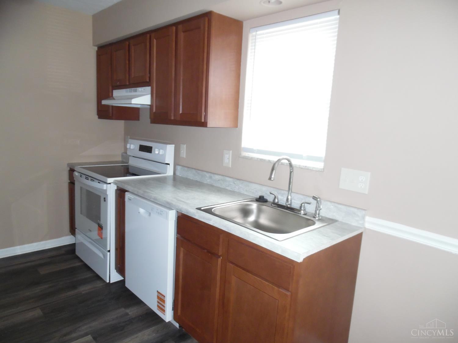 1107 Hunt Avenue Property Photo 5