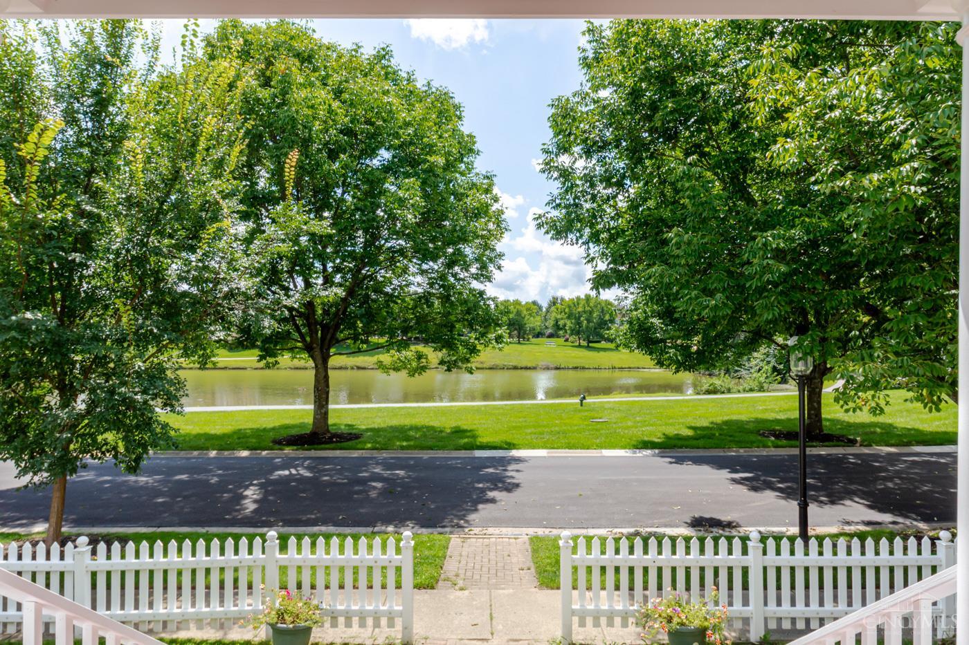 1663 Olde Haley Drive Property Photo 3