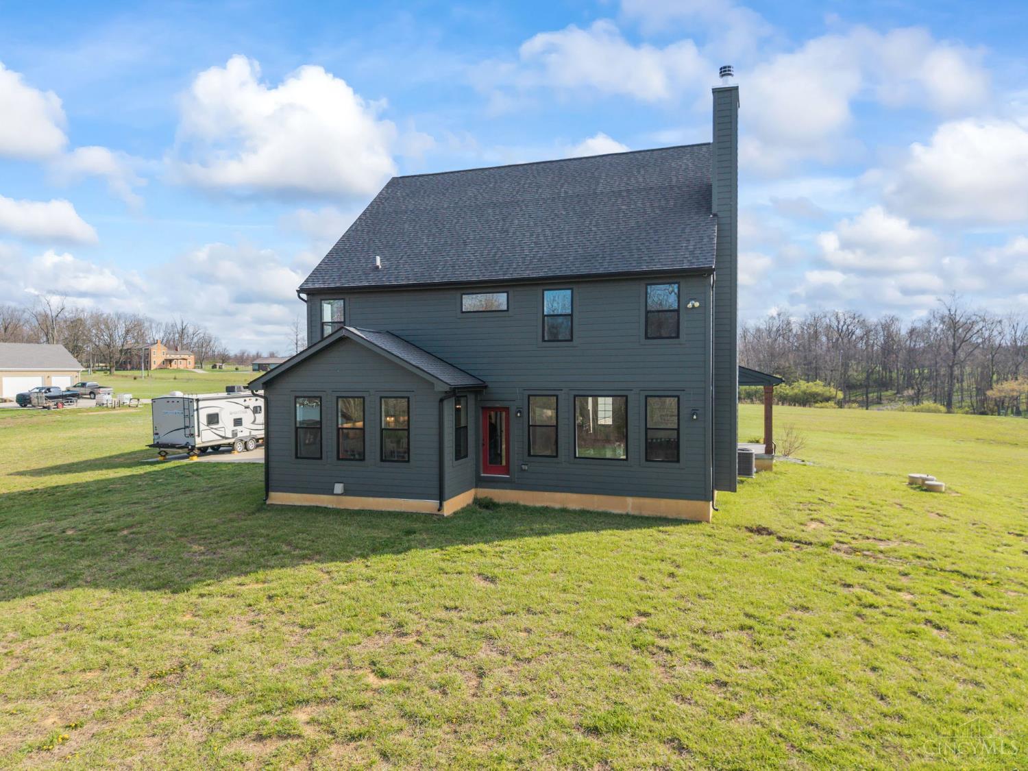 2425 Middleboro Road Property Photo 7