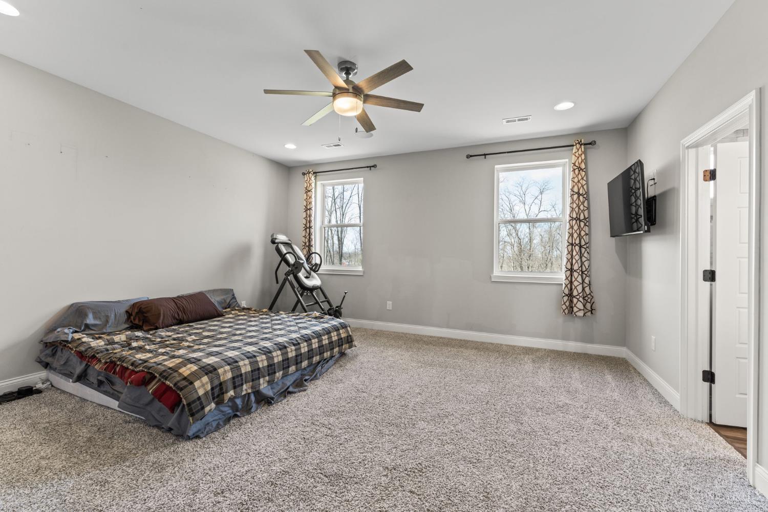 2425 Middleboro Road Property Photo 62