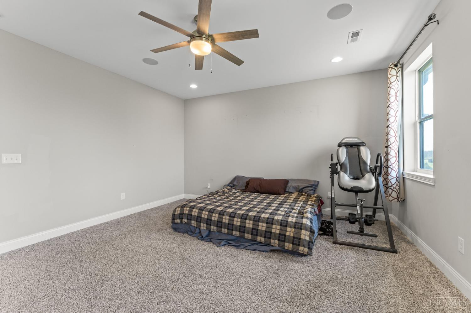 2425 Middleboro Road Property Photo 63