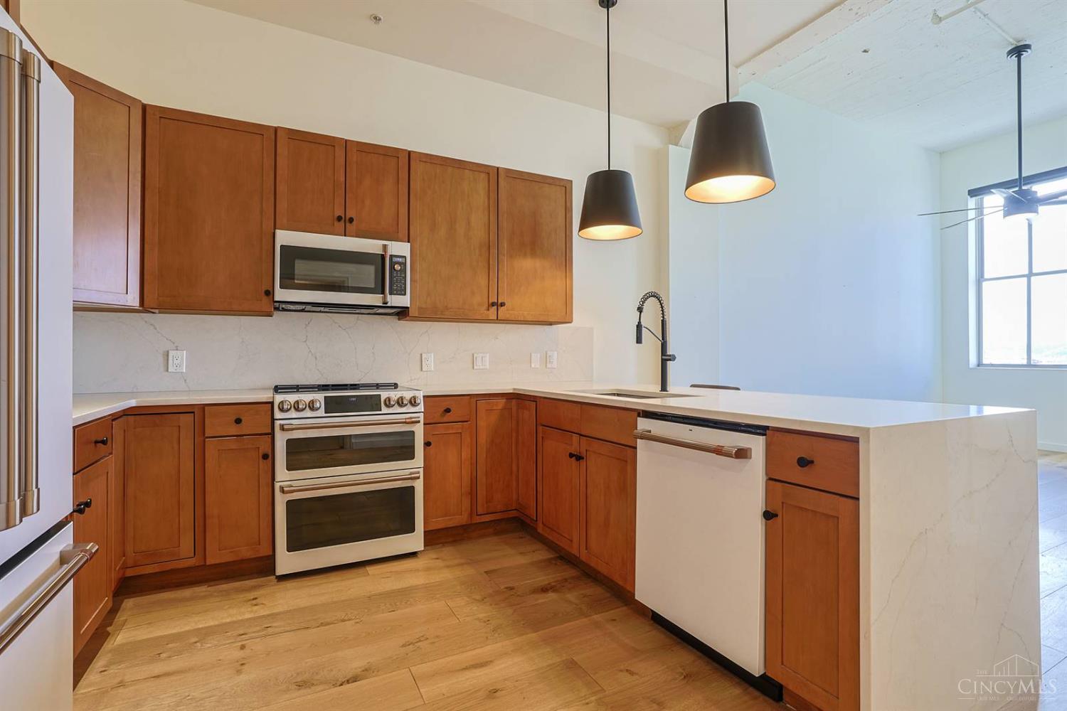 400 Pike Street Property Photo 12