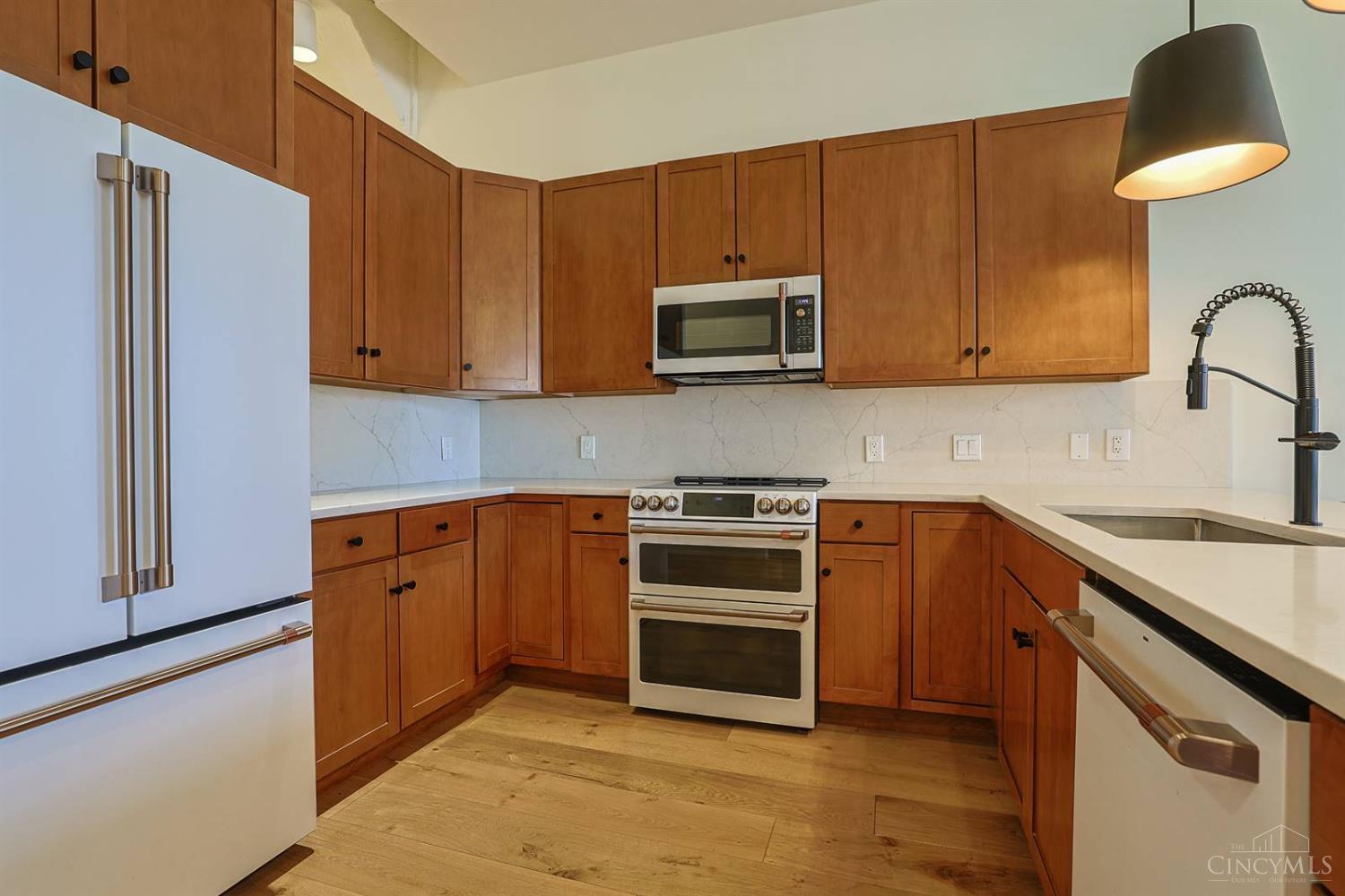 400 Pike Street Property Photo 13