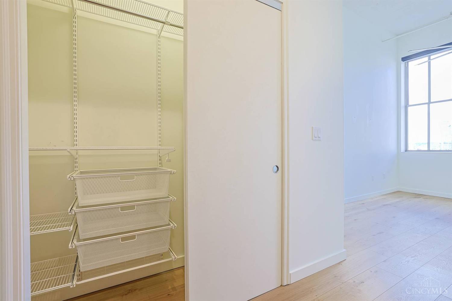 400 Pike Street Property Photo 21