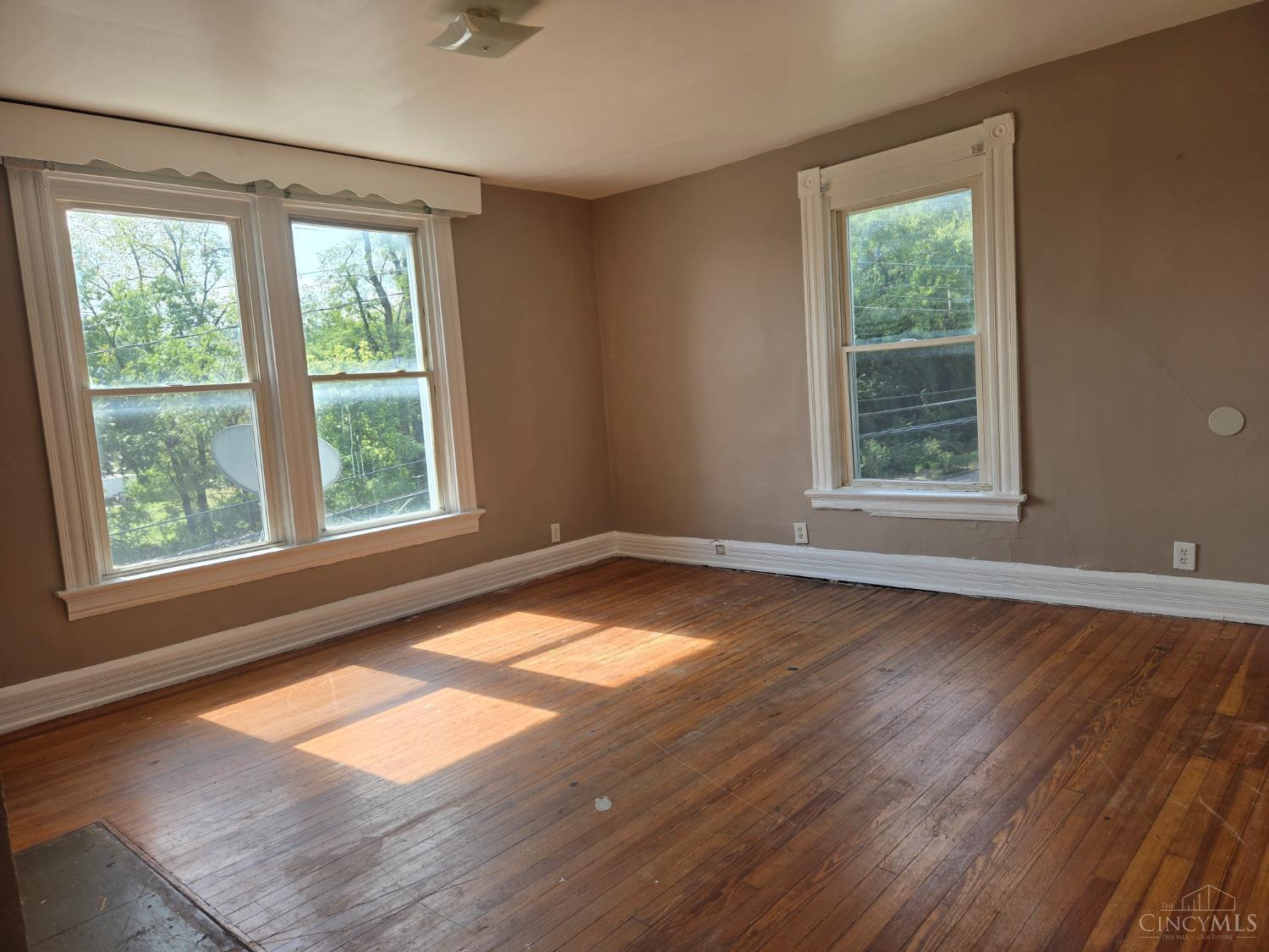 3126 River Road Property Photo 8
