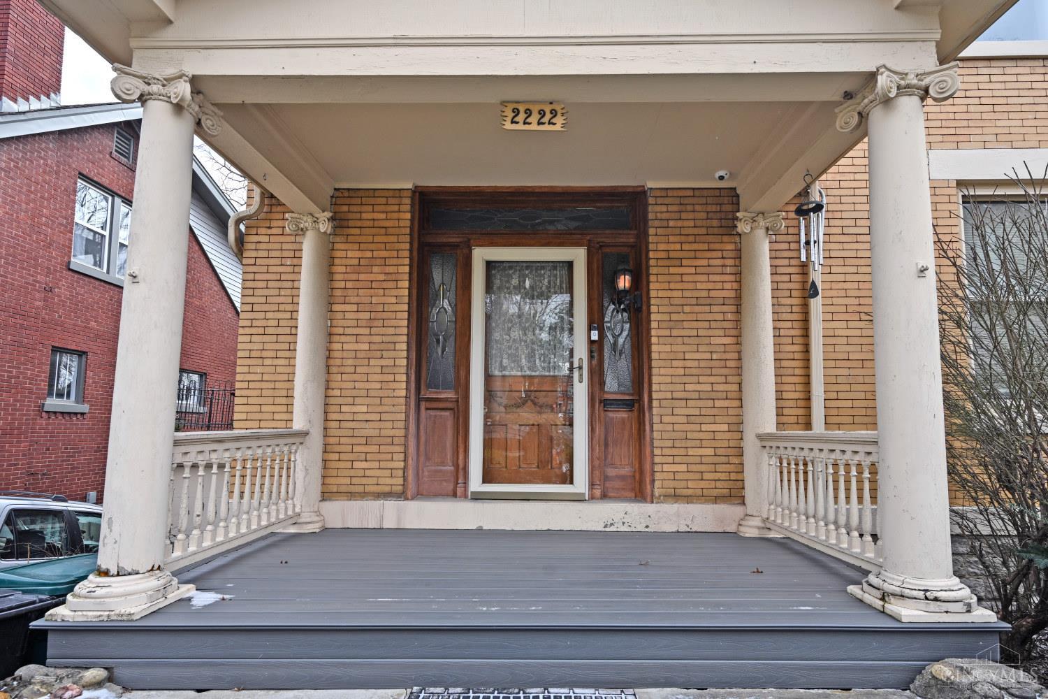 2220 Eureka Terrace Property Photo 4
