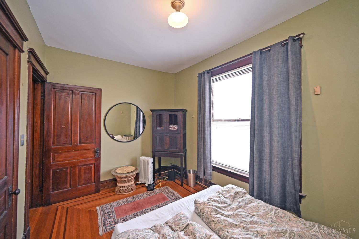 2220 Eureka Terrace Property Photo 29
