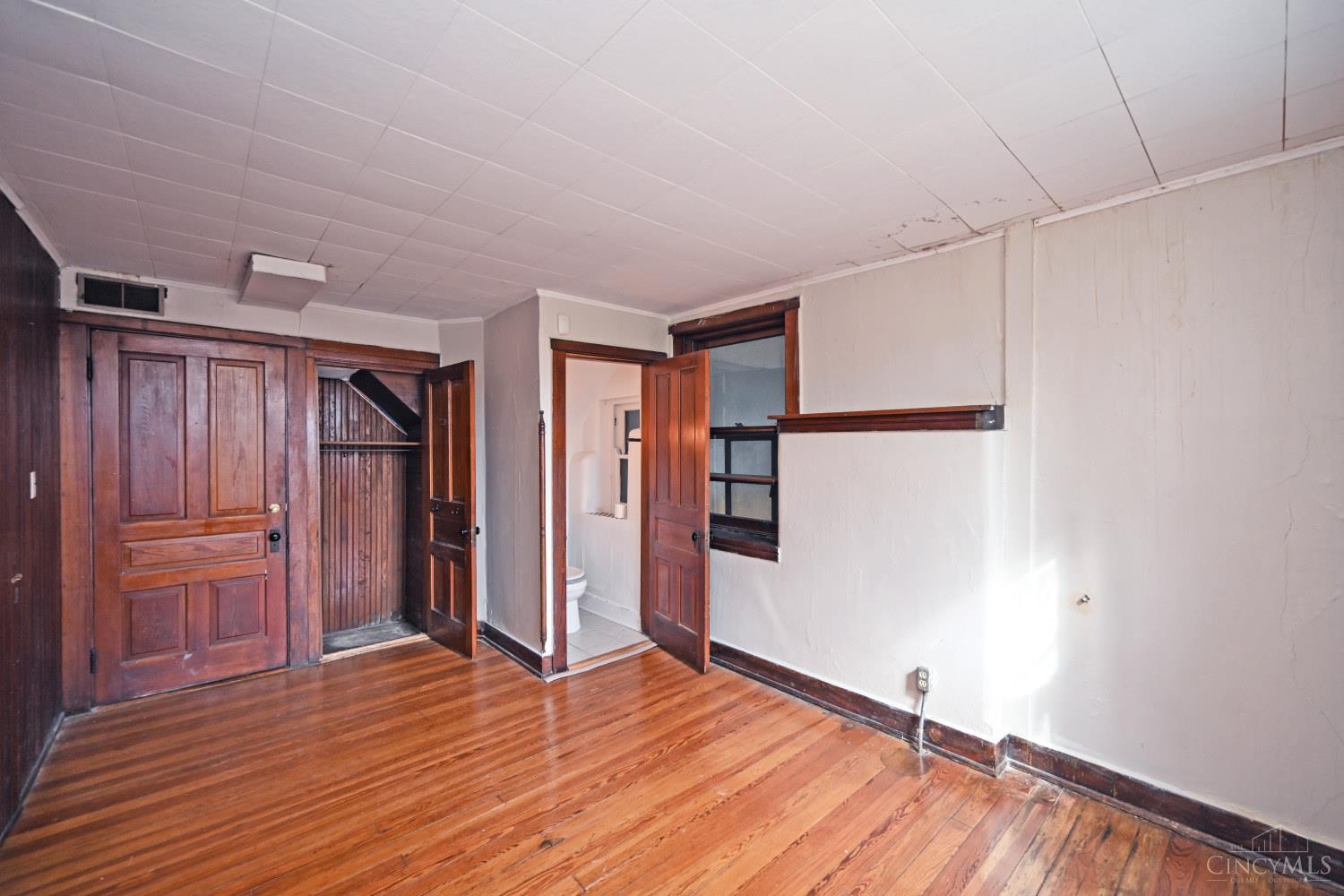 2220 Eureka Terrace Property Photo 37