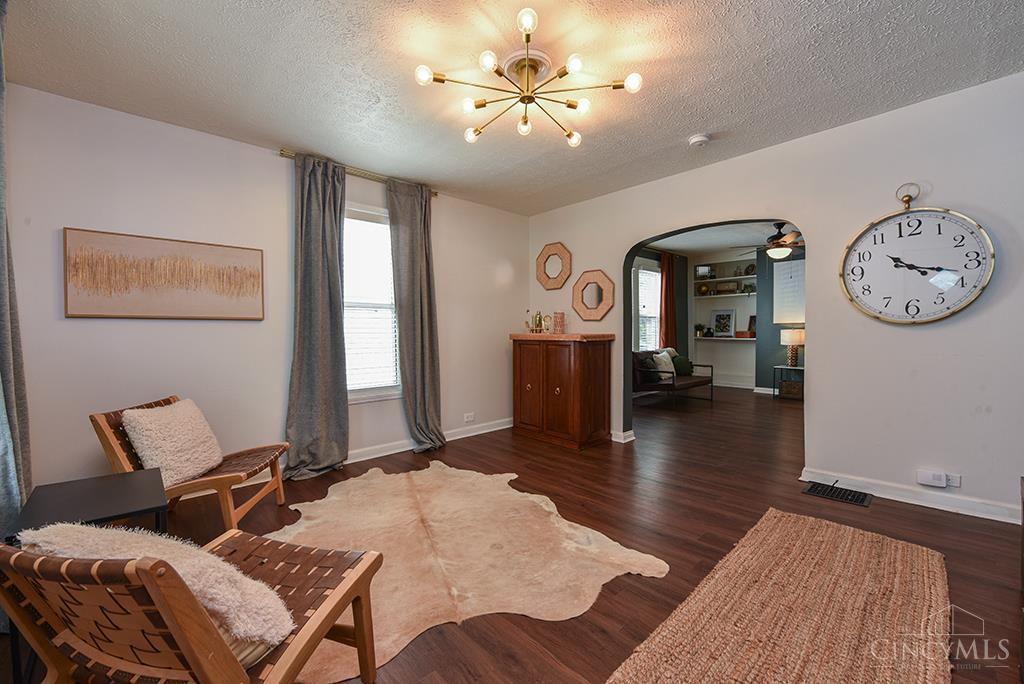 3826 Southern Avenue Property Photo 4