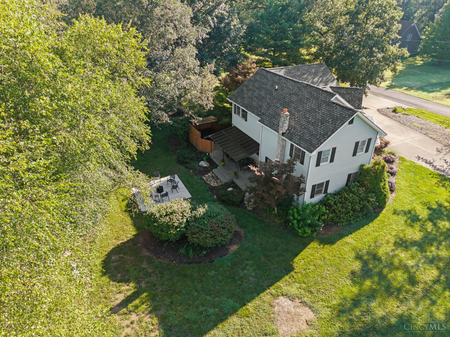 135 Shaker Run Rd Property Photo 4