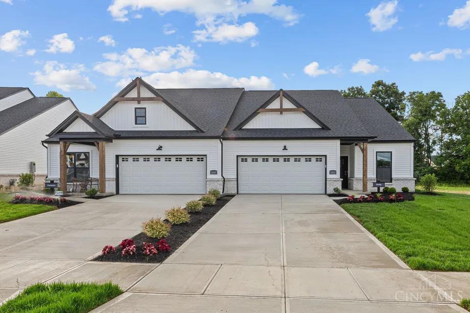 5669 White Pine Lane Property Photo 1