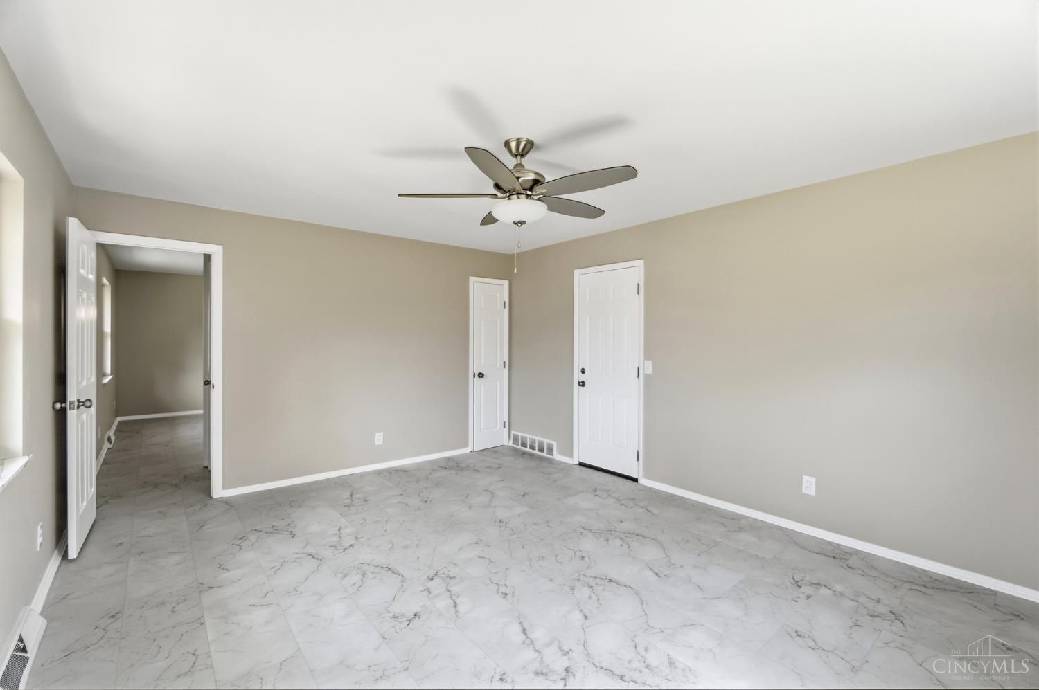 8929 Cavalier Drive Property Photo 22