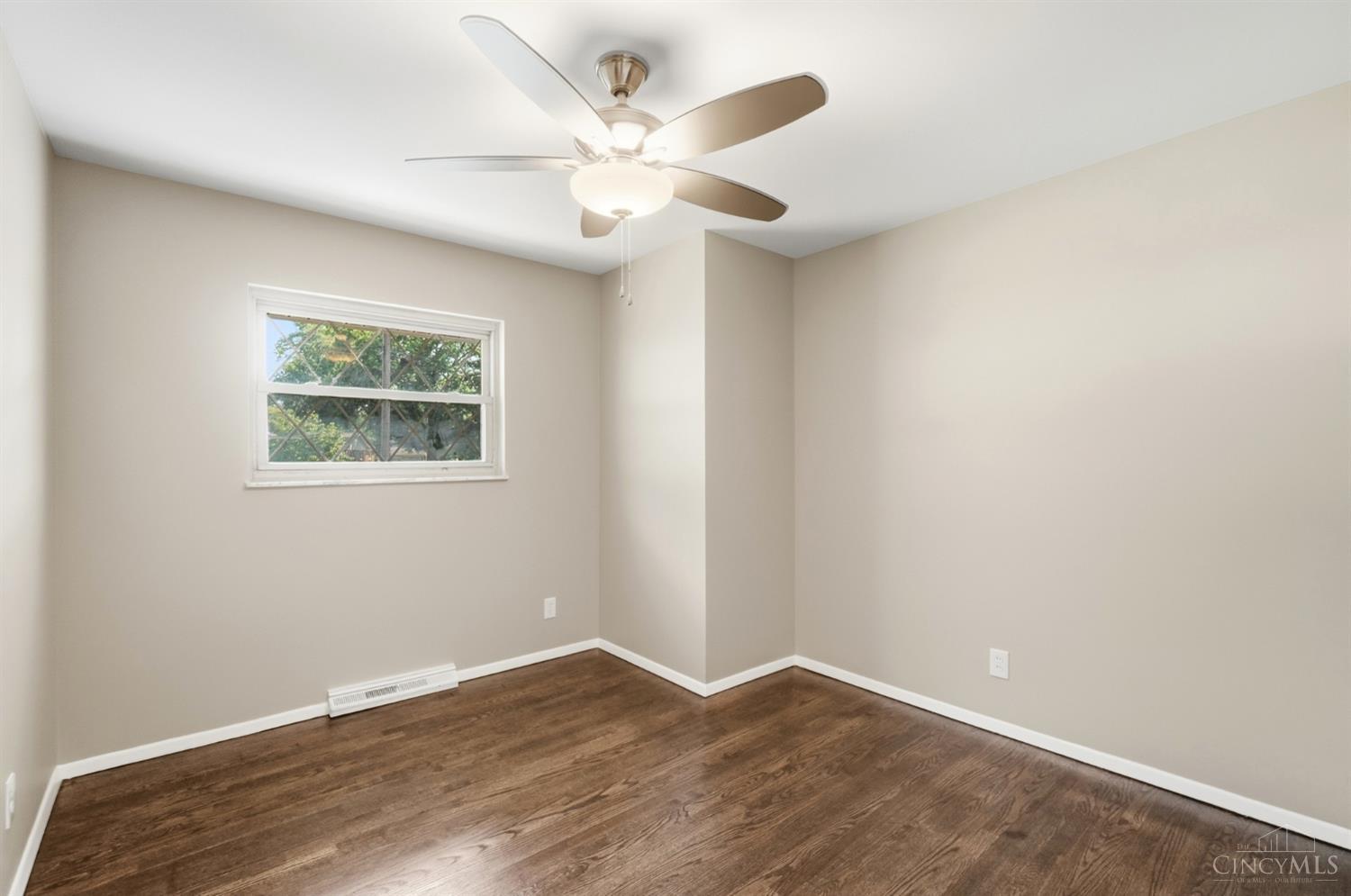 8929 Cavalier Drive Property Photo 33