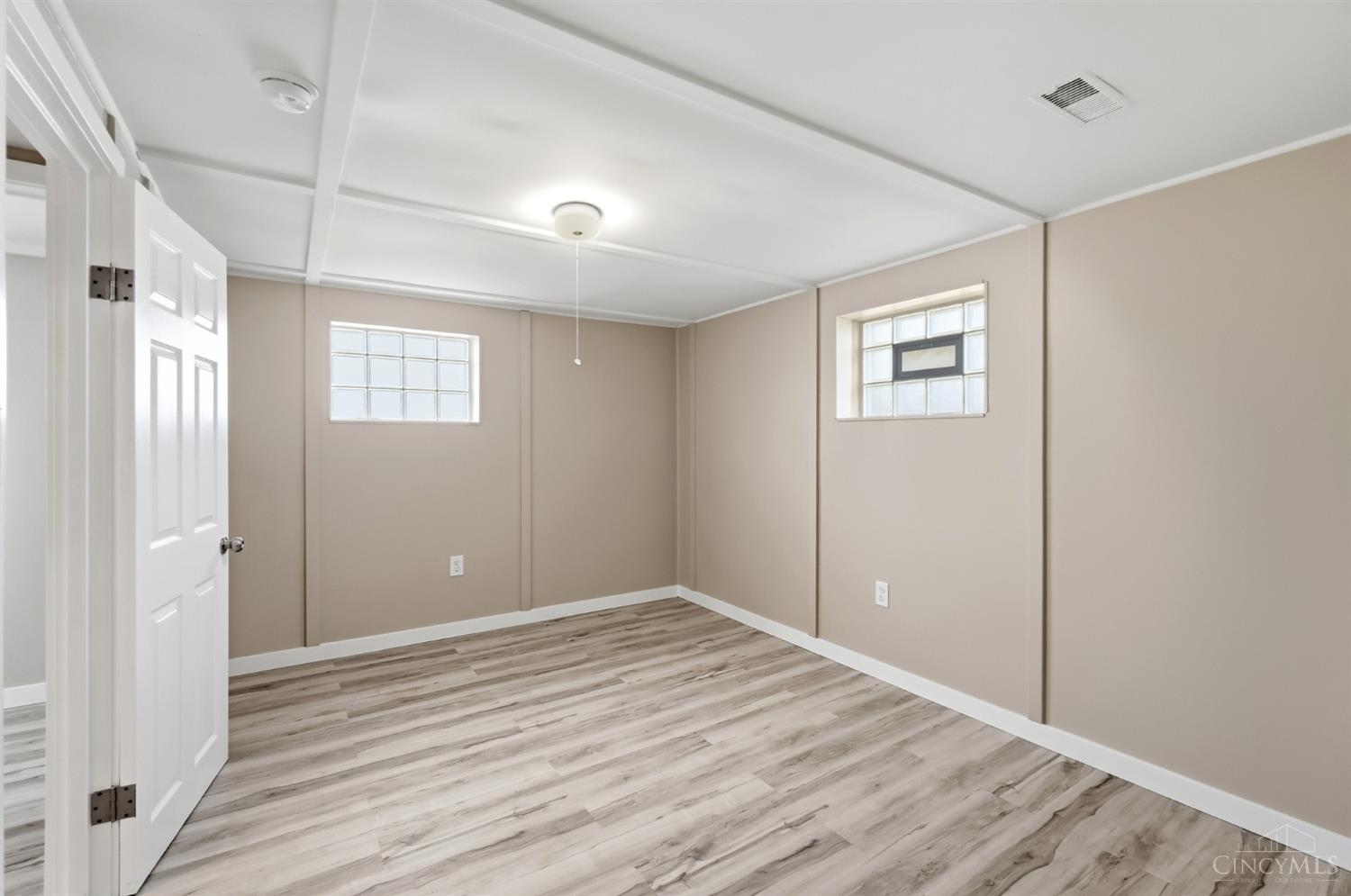 8929 Cavalier Drive Property Photo 41
