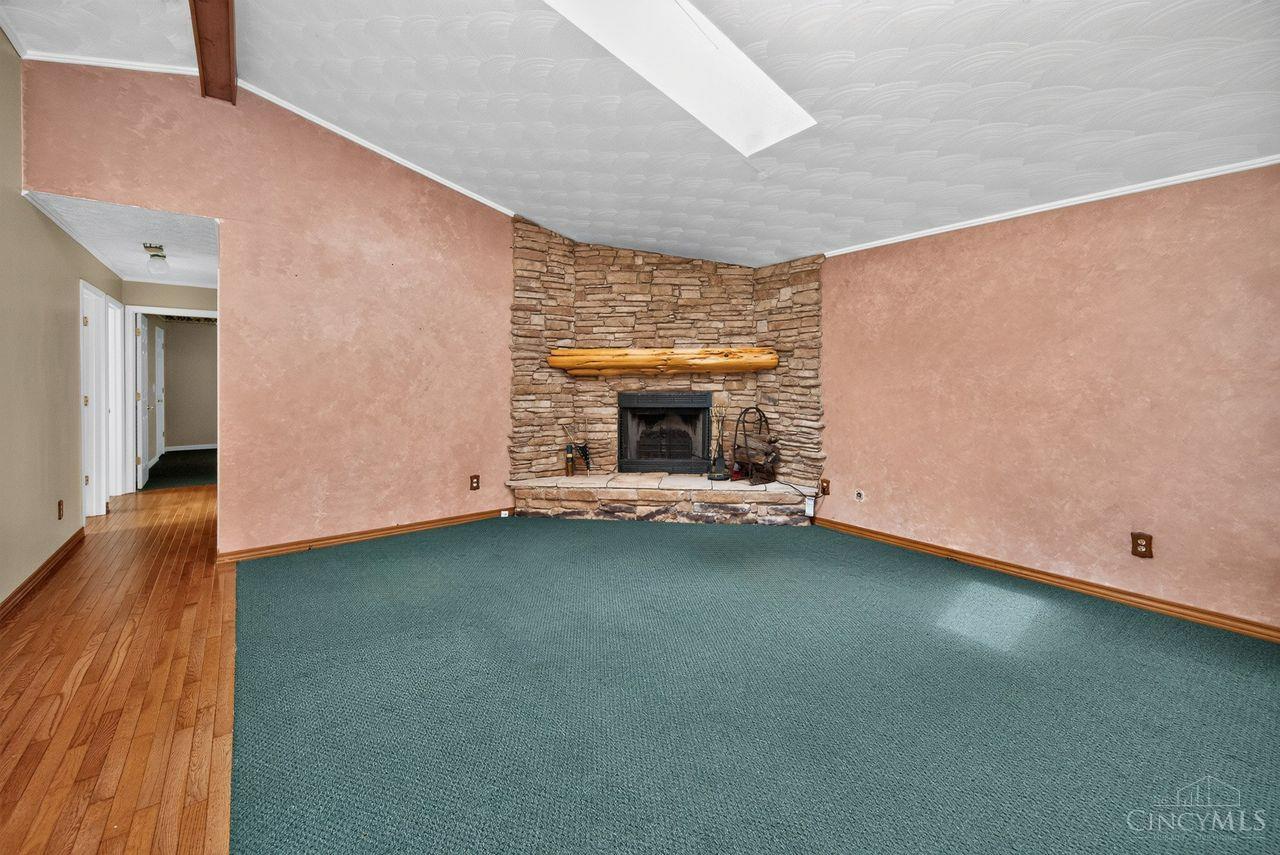 616 Lorelei Drive Property Photo 5