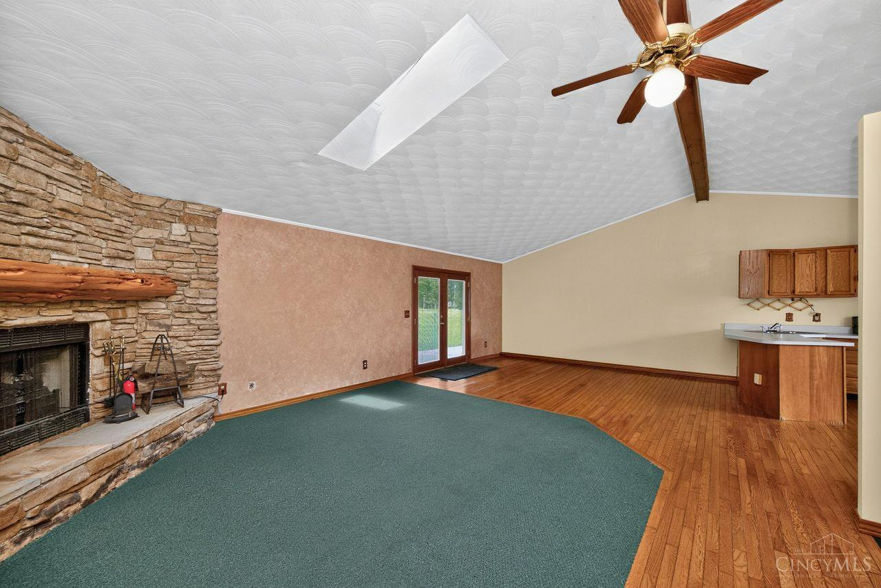 616 Lorelei Drive Property Photo 9
