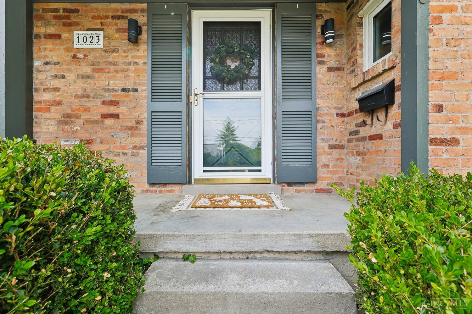 1023 Paxton Avenue Property Photo 5