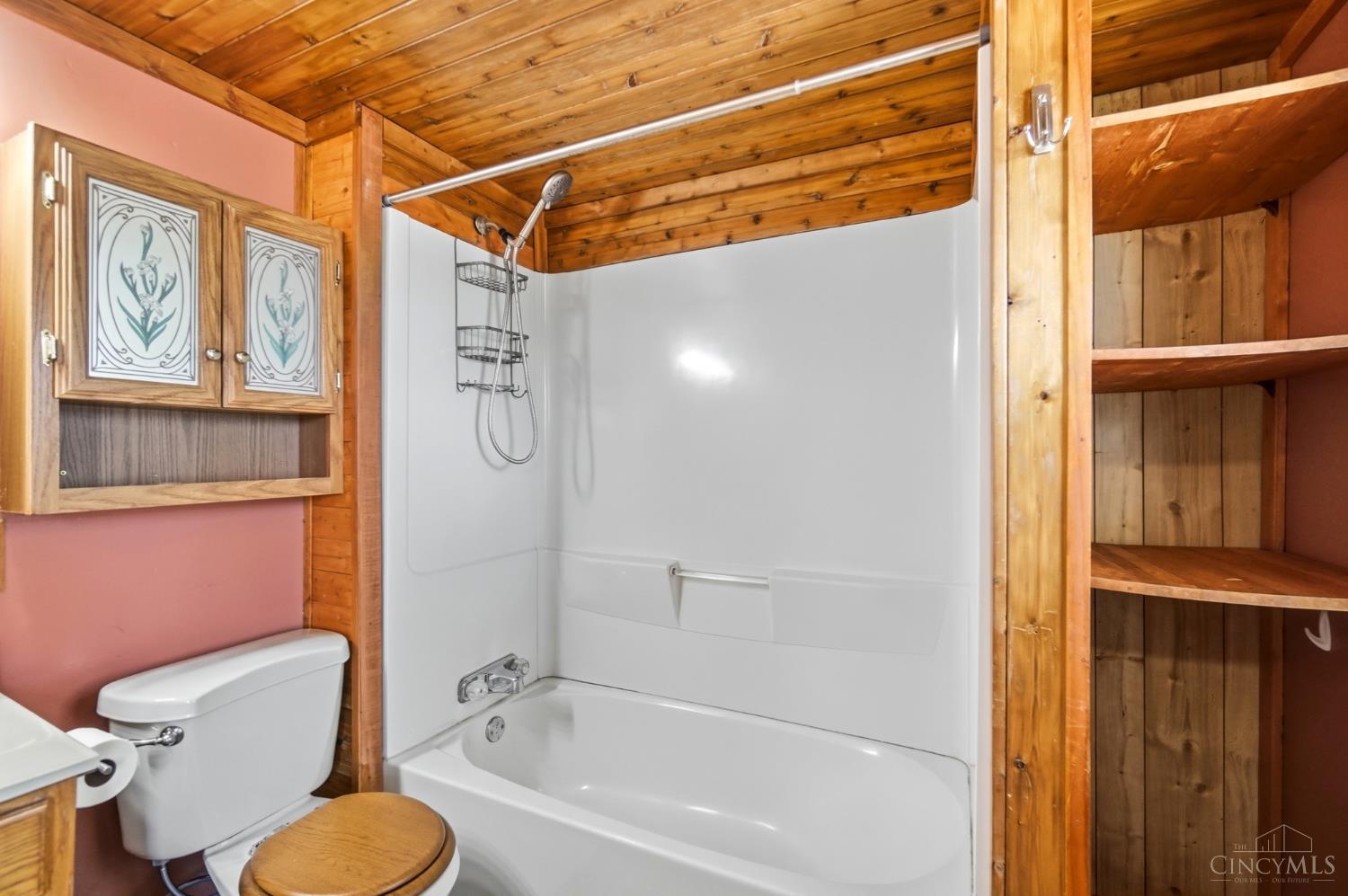 415 Harrison Avenue Property Photo 28