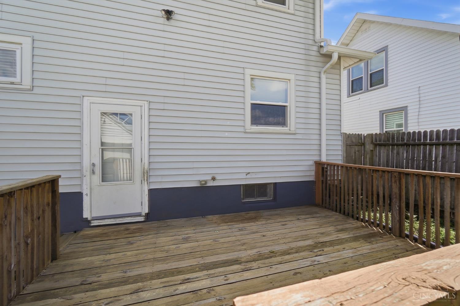 415 Harrison Avenue Property Photo 32