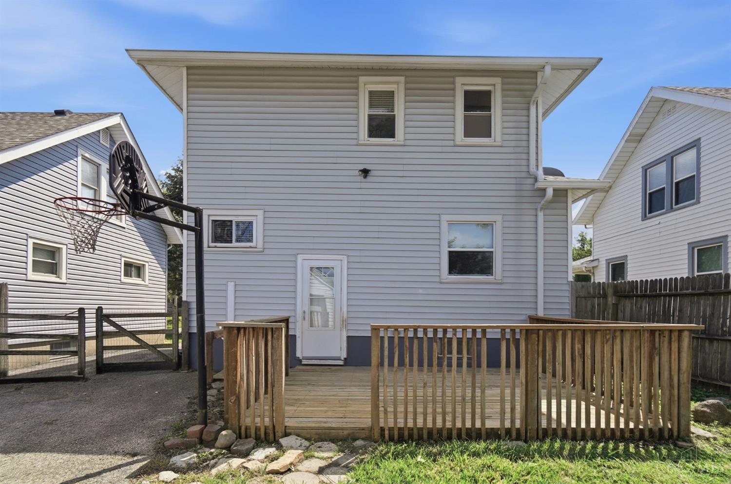 415 Harrison Avenue Property Photo 33