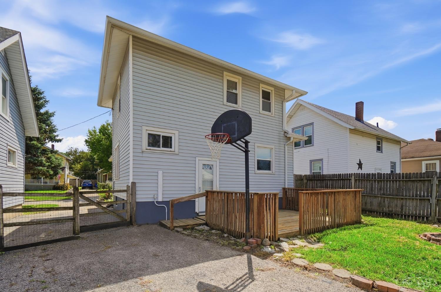 415 Harrison Avenue Property Photo 34
