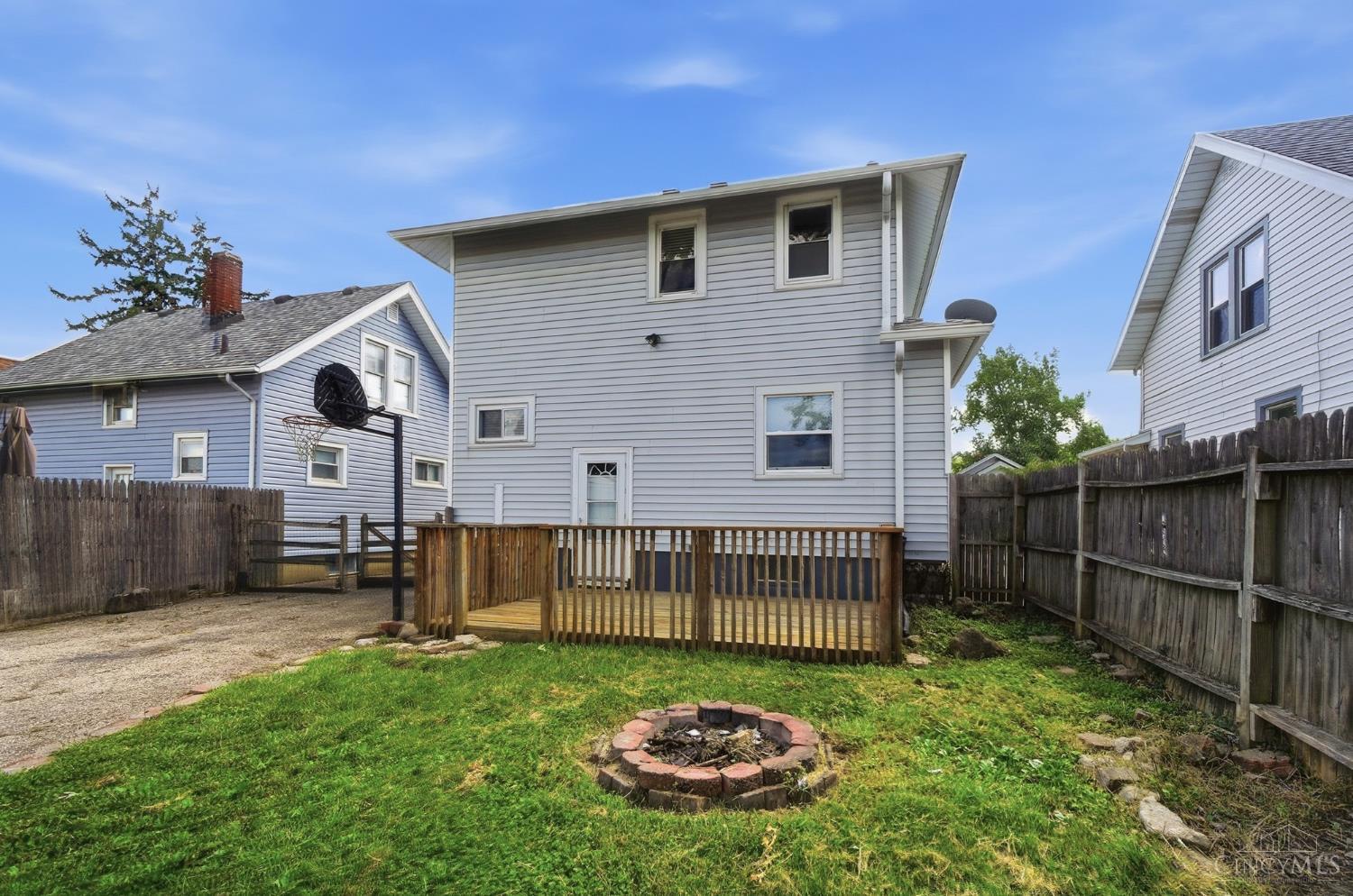 415 Harrison Avenue Property Photo 35